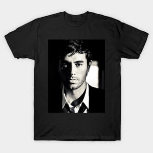 jol Enrique ly Iglesias ang tour 2020 T-Shirt